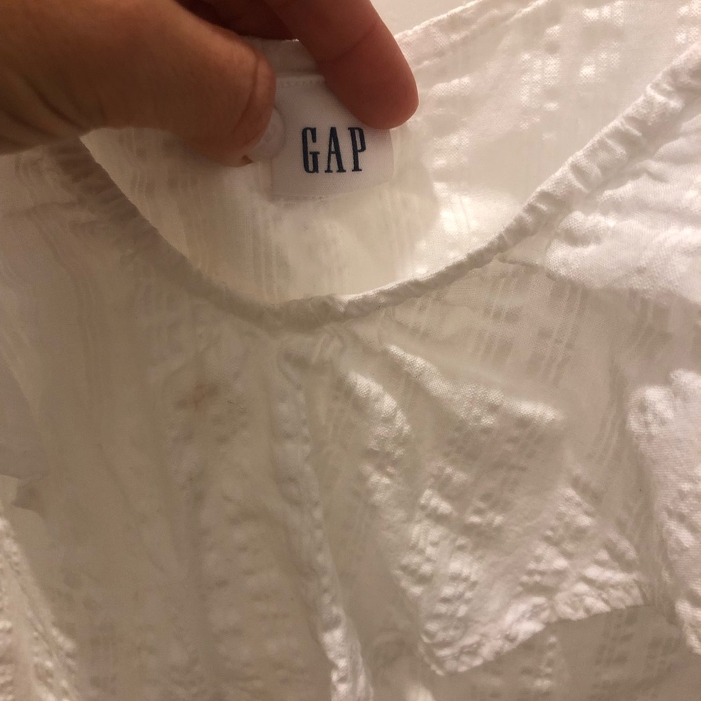 Gap | Sleeveless Ruffle V-Neck Top | XS - Picture 6 of 6